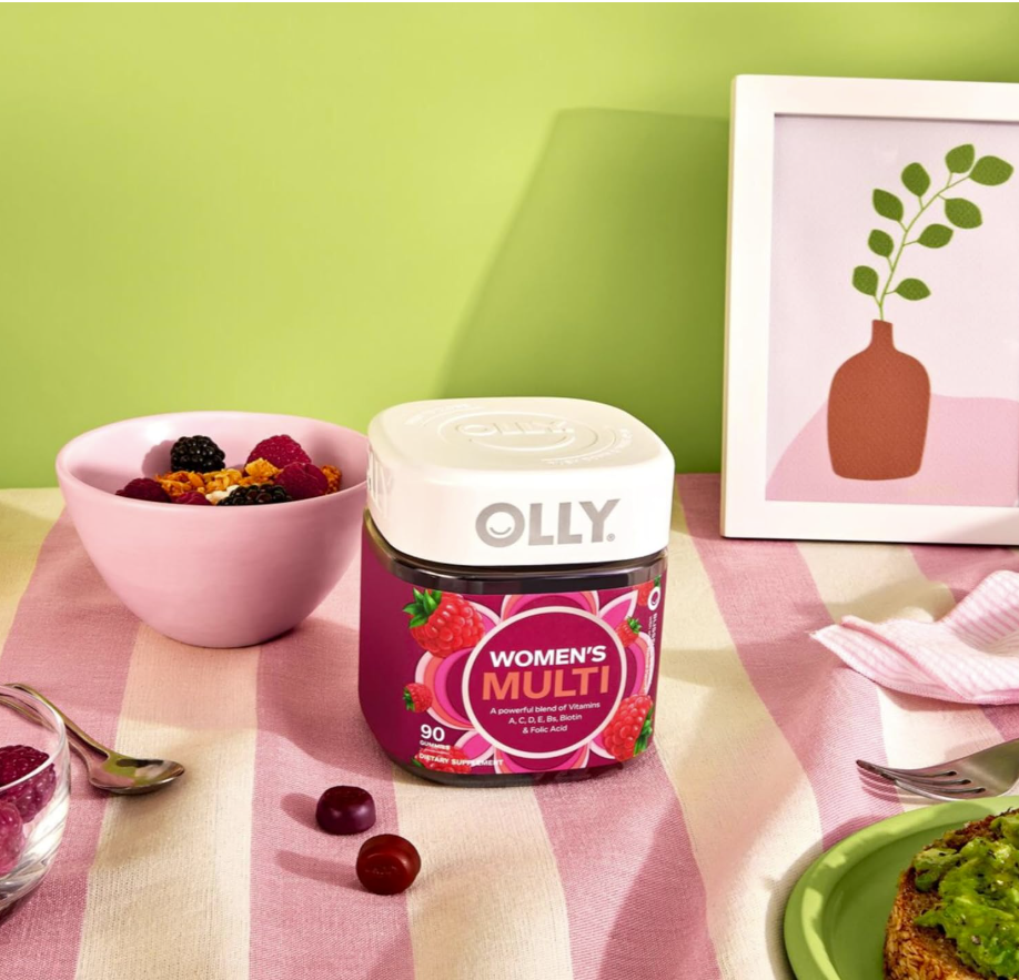 OLLY Women’s Multivitamin – Gummies para Mujer con Vitaminas A, D, C, E, Biotina y Ácido Fólico (90 gomitas)